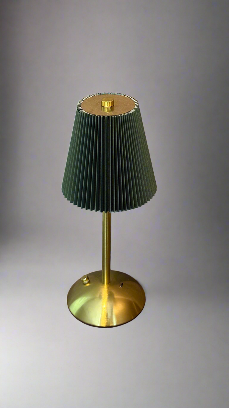 Opus LED Lamp (B)